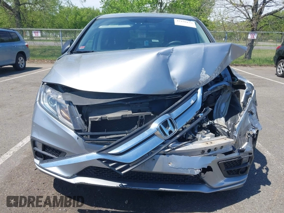 2019 Honda Odyssey LX с VIN 5FNRL6H20KB074790, выставлен на аукционе IAAI как лот 42150133 с пробегом 57 011 миль миль и . История ставок и продаж доступна на DreamBid. Изображение 12.