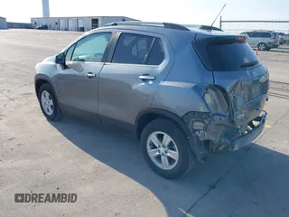 2020 Chevrolet Trax LT with VIN 3GNCJPSB7LL150297, listed as a IAAI auction lot 42077006 with 77,381 mi miles and . Bid and sale history available at DreamBid. Image 3.