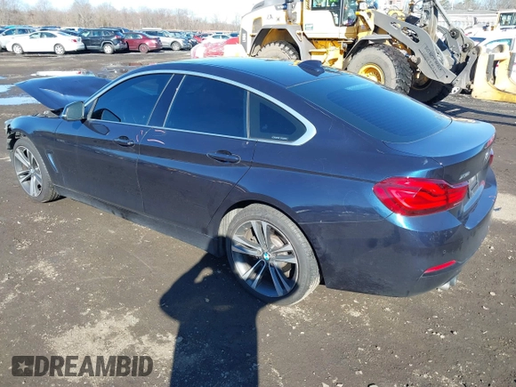 2020 BMW 4 Series 430i xDrive z VIN WBA4J3C02LBL12113, wystawiony jako IAAI lot #41821762 z przebiegiem 86 586 mil mil oraz . Historia ofert i sprzedaży dostępna na DreamBid. Obrazek 3.