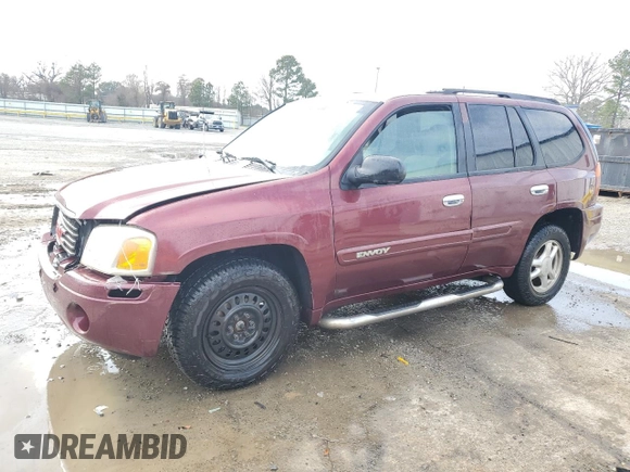 2005 GMC Envoy SLT with VIN 1GKDT13S452303889, listed as a Copart auction lot 44611745 with 177,462 mi miles and Salvage Title. Bid and sale history available at carsss.com. Image 1.