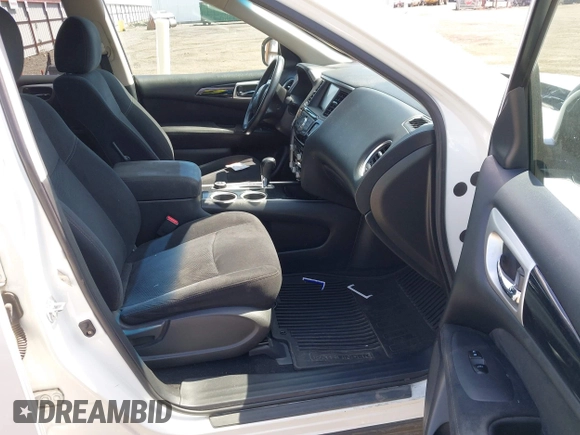 2013 Nissan Pathfinder S with VIN 5N1AR2MM9DC630781, listed as a IAAI auction lot 42170854 with 200,298 mi miles. Bid and sale history available at carsss.com. Image 5.