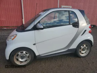 2013 Smart fortwo Pure with VIN WMEEJ3BA8DK619967, listed as a Copart auction lot 49723735 with 0 mi miles and Clean Title. Bid and sale history available at carsss.com. Image 1.