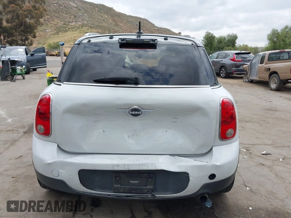 2015 MINI Countryman with VIN WMWZB3C57FWR46707, listed as a IAAI auction lot 42114457 with 137,356 mi miles and . Bid and sale history available at DreamBid. Image 16.