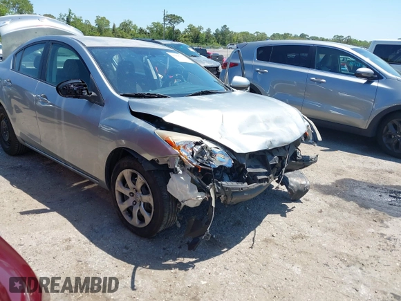 2013 Mazda 3 i SV with VIN JM1BL1TF4D1844581, listed as a IAAI auction lot 41996353 with 172,531 mi miles and . Bid and sale history available at DreamBid. Image 6.