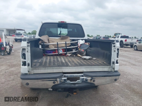 2006 Ford Super Duty F-250 XL with VIN 1FTSW21P76EB12899, listed as a IAAI auction lot 42137172 with 211,705 mi miles. Bid and sale history available at carsss.com. Image 16.