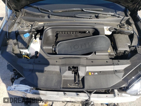 2024 Hyundai Ioniq 6 SEL z VIN KMHM34AA4RA059272, wystawiony jako Copart lot #50676784 z przebiegiem 6 224 mil mil oraz Szkoda całkowita • Salvage title. Historia ofert i sprzedaży dostępna na DreamBid. Obrazek 12.