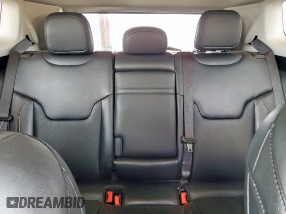 2020 Jeep Compass Limited с VIN 3C4NJDCB0LT123988, выставлен на аукционе Copart как лот 60930075 с пробегом 71 153 миль миль и Списание • Salvage title. История ставок и продаж доступна на DreamBid. Изображение 10.