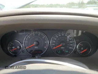 2006 Chrysler Sebring z VIN 1C3EL46X76N252871, wystawiony jako Copart lot #55848105 z przebiegiem 83 670 mil mil oraz Szkoda całkowita • Salvage title. Historia ofert i sprzedaży dostępna na DreamBid. Obrazek 9.