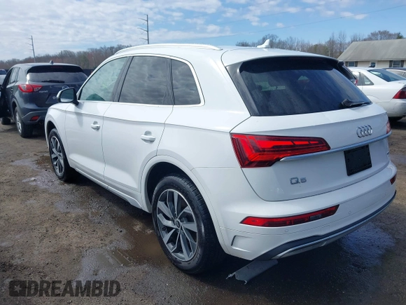 2021 Audi Q5 Premium Plus with VIN WA1BAAFY5M2010794, listed as a IAAI auction lot 41697512 with 51,732 mi miles and . Bid and sale history available at DreamBid. Image 3.