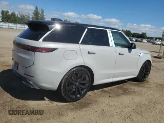2024 Land Rover Range Rover Sport Dynamic SE with VIN SAL1L9FU8RA414556, listed as a Copart auction lot 68875774 with 19 mi miles and Non Repairable. Bid and sale history available at DreamBid. Image 3.