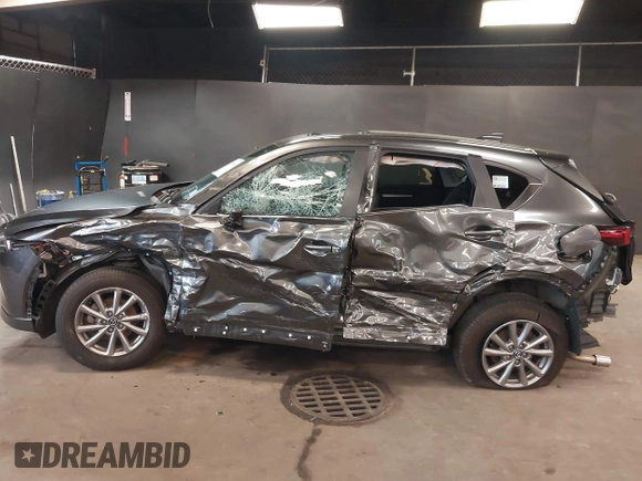 2024 Mazda CX-5 2.5 S Preferred Package with VIN JM3KFBCM9R0388366, listed as a IAAI auction lot 42006081 with 20,313 mi miles. Bid and sale history available at carsss.com. Image 15.