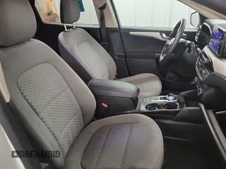 2020 Ford Escape SE z VIN 1FMCU9G66LUB14805, wystawiony jako IAAI lot #42388285 z przebiegiem 50 819 mil mil oraz . Historia ofert i sprzedaży dostępna na DreamBid. Obrazek 40.