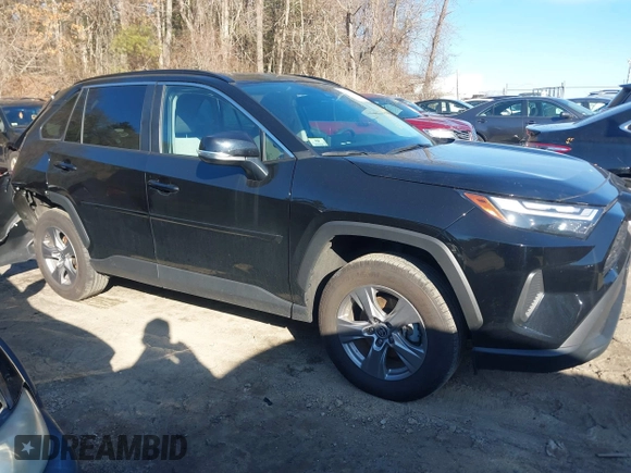 2024 Toyota RAV4 XLE with VIN 2T3P1RFV1RC394105, listed as a IAAI auction lot 41737921 with 11,719 mi miles. Bid and sale history available at carsss.com. Image 13.