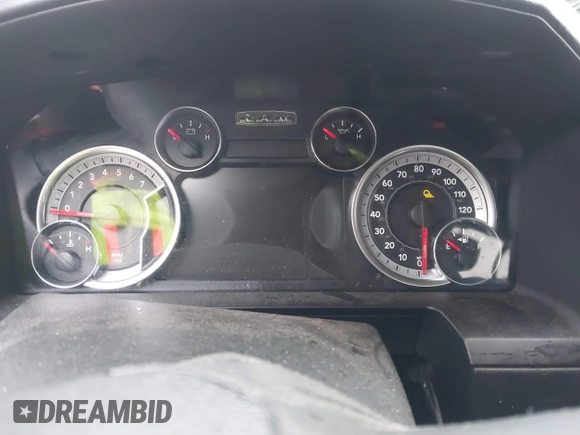 2018 Ram 1500 Sport z VIN 1C6RR7MT1JS161612, wystawiony jako IAAI lot #40943059 z przebiegiem Nie podano mil oraz . Historia ofert i sprzedaży dostępna na DreamBid. Obrazek 7.