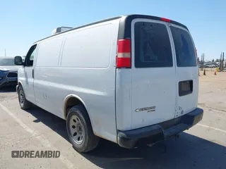 2012 Chevrolet Express Cargo z VIN 1GCSGAFX9C1196226, wystawiony jako IAAI lot #42607742 z przebiegiem 121 026 mil mil oraz . Historia ofert i sprzedaży dostępna na DreamBid. Obrazek 3.