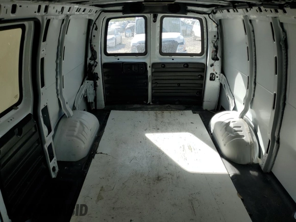 2021 Chevrolet Express Cargo with VIN 1GCWGAF73M1242040, listed as a Copart auction lot 41589245 with 41,195 mi miles and Salvage title. Bid and sale history available at DreamBid. Image 10.