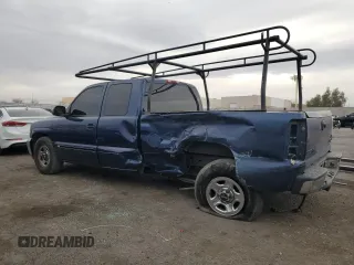 2000 GMC New Sierra 1500 SL with VIN 2GTEC19V3Y1125494, listed as a Copart auction lot 51082895 with 151,882 mi miles and Salvage Title. Bid and sale history available at carsss.com. Image 2.
