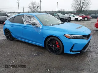 2024 Honda Civic Type R z VIN JHMFL5G46RX003527, wystawiony jako IAAI lot #41474871 z przebiegiem 99 999 mil mil oraz . Historia ofert i sprzedaży dostępna na DreamBid. Obrazek 1.