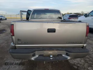 2001 Chevrolet S-10 LS with VIN 1GCCS19581K162217, listed as a Copart auction lot 79950614 with 200,950 mi miles and Salvage Title. Bid and sale history available at DreamBid. Image 6.