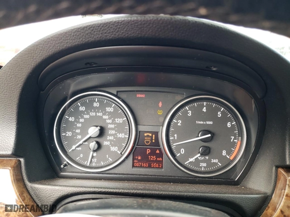 2008 BMW 3 Series 328i with VIN WBAWL13528PX20804, listed as a Copart auction lot 44318845 with 87,163 mi miles and Salvage Title. Bid and sale history available at carsss.com. Image 9.
