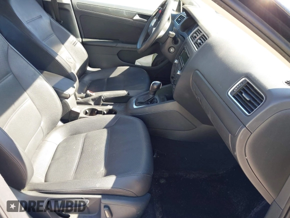 2014 Volkswagen Jetta SE с VIN 3VWD07AJ3EM367803, выставлен на аукционе IAAI как лот 41799074 с пробегом 124 592 миль миль и . История ставок и продаж доступна на DreamBid. Изображение 5.