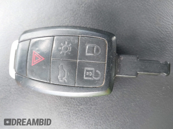2013 Volvo C70 T5 с VIN YV1672MC6DJ140019, выставлен на аукционе IAAI как лот 42156461 с пробегом 72 669 миль миль и . История ставок и продаж доступна на DreamBid. Изображение 11.