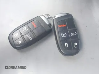 2023 Dodge Durango R/T Plus z VIN 1C4SDHCT7PC687200, wystawiony jako IAAI lot #41146614 z przebiegiem Nie podano mil oraz . Historia ofert i sprzedaży dostępna na DreamBid. Obrazek 11.