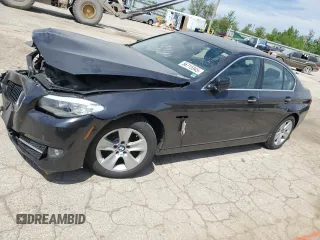 2013 BMW 5 Series 528i xDrive z VIN WBAXH5C58DD110172, wystawiony jako Copart lot #56715345 z przebiegiem 177 753 mil mil oraz Szkoda całkowita • Salvage title. Historia ofert i sprzedaży dostępna na DreamBid. Obrazek 1.