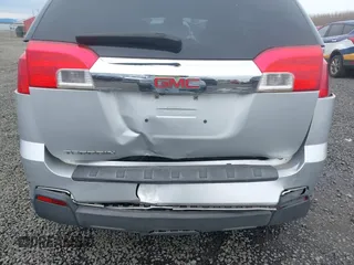 2010 GMC Terrain SLE-1 z VIN 2CTALBEW3A6225563, wystawiony jako IAAI lot #41813885 z przebiegiem 191 222 mil mil oraz . Historia ofert i sprzedaży dostępna na DreamBid. Obrazek 6.