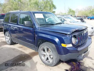 2017 Jeep Patriot High Altitude z VIN 1C4NJPFA8HD189559, wystawiony jako IAAI lot #42039158 z przebiegiem 65 593 mil mil oraz . Historia ofert i sprzedaży dostępna na DreamBid. Obrazek 1.