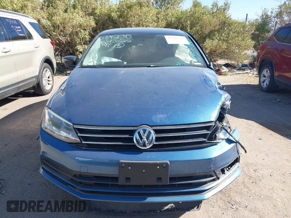 2015 Volkswagen Jetta SE with VIN 3VWD17AJ5FM257947, listed as a IAAI auction lot 42288711 with 139,800 mi miles and . Bid and sale history available at DreamBid. Image 11.