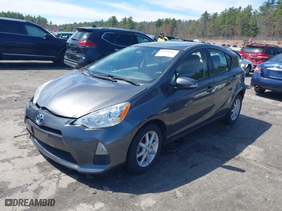 2014 Toyota Prius c One with VIN JTDKDTB32E1070932, listed as a IAAI auction lot 41950966 with 93,952 mi miles. Bid and sale history available at carsss.com. Image 17.