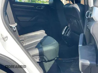 2014 Porsche Cayenne with VIN WP1AA2A2XELA09323, listed as a Copart auction lot 61265345 with 204,292 mi miles and Clean title. Bid and sale history available at DreamBid. Image 6.