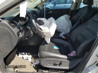 2017 Volkswagen Jetta SEL z VIN 3VWL17AJXHM282017, wystawiony jako Copart lot #52349335 z przebiegiem 107 933 mil mil oraz Szkoda całkowita • Salvage title. Historia ofert i sprzedaży dostępna na DreamBid. Obrazek 7.