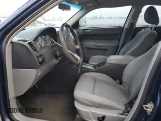 2005 Chrysler 300 with VIN 2C3JA43R75H169166, listed as a Copart auction lot 84252574 with 181,634 mi miles and Salvage Title. Bid and sale history available at carsss.com. Image 7.