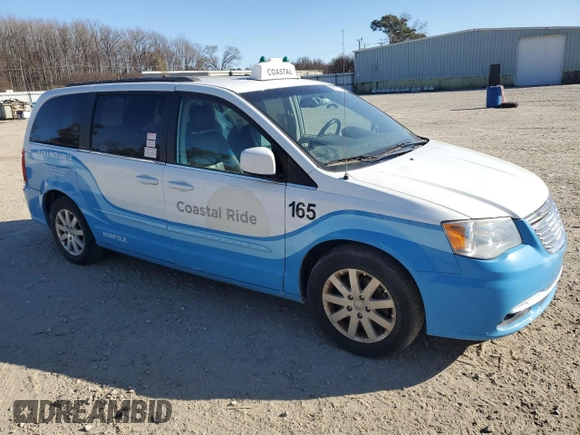 2015 Chrysler Town & Country Touring with VIN 2C4RC1BG7FR637030, listed as a Copart auction lot 48861175 with 268,749 mi miles and Clean Title. Bid and sale history available at carsss.com. Image 4.
