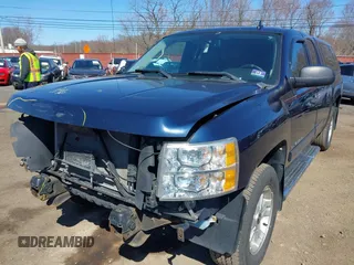 2012 Chevrolet Silverado 1500 LT with VIN 1GCRKSE77CZ192665, listed as a IAAI auction lot 41888886 with 167,084 mi miles. Bid and sale history available at carsss.com. Image 6.