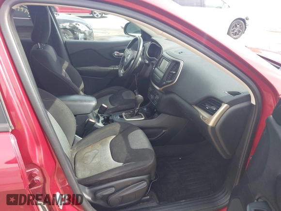 2016 Jeep Cherokee Sport with VIN 1C4PJMAB4GW182957, listed as a IAAI auction lot 42269645 with 123,873 mi miles and . Bid and sale history available at DreamBid. Image 5.