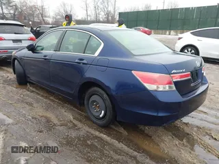 2011 Honda Accord LX z VIN 1HGCP2F30BA036890, wystawiony jako IAAI lot #41528370 z przebiegiem Nie podano mil oraz . Historia ofert i sprzedaży dostępna na DreamBid. Obrazek 3.