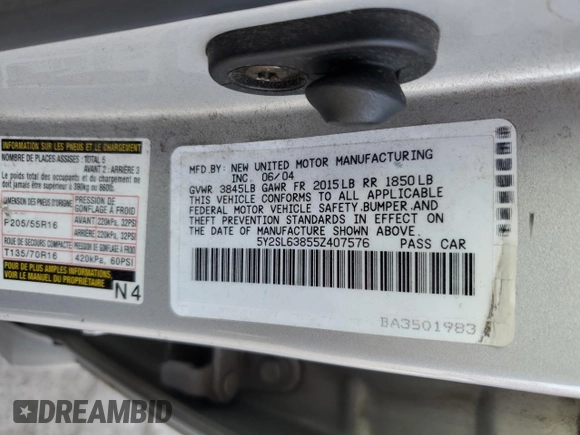 2005 Pontiac Vibe with VIN 5Y2SL63855Z407576, listed as a Copart auction lot 77861314 with 210,835 mi miles and Salvage Title. Bid and sale history available at carsss.com. Image 15.