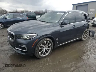 2021 BMW X5 xDrive40i z VIN 5UXCR6C05M9F39122, wystawiony jako Copart lot #47098175 z przebiegiem 77 695 mil mil oraz Szkoda całkowita • Salvage title. Historia ofert i sprzedaży dostępna na DreamBid. Obrazek 1.