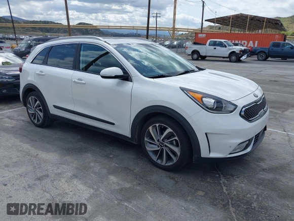 2017 Kia Niro Touring with VIN KNDCE3LC3H5070998, listed as a IAAI auction lot 41448651 with 54,760 mi miles. Bid and sale history available at carsss.com. Image 1.