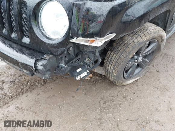 2017 Jeep Patriot High Altitude with VIN 1C4NJPFA0HD131946, listed as a IAAI auction lot 41676320 with 95,271 mi miles and . Bid and sale history available at carsss.com. Image 6.