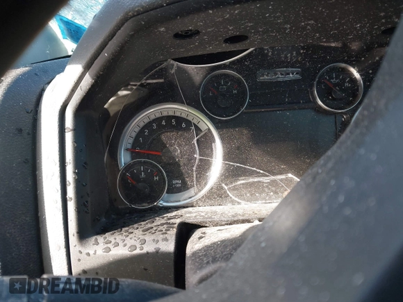 2019 Ram 1500 Big Horn z VIN 1C6RR7LT2KS558085, wystawiony jako IAAI lot #41836632 z przebiegiem 79 640 mil mil oraz . Historia ofert i sprzedaży dostępna na DreamBid. Obrazek 15.