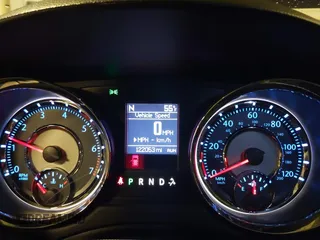 2013 Chrysler Town & Country Touring with VIN 2C4RC1BG7DR517970, listed as a IAAI auction lot 42028284 with 122,053 mi miles. Bid and sale history available at carsss.com. Image 7.