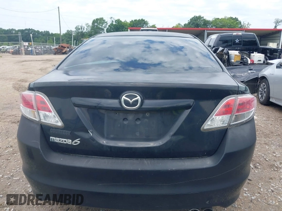 2010 Mazda 6 i Sport with VIN 1YVHZ8BH9A5M12698, listed as a IAAI auction lot 39521538 with 175,114 mi miles. Bid and sale history available at carsss.com. Image 17.