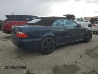 2002 Mercedes-Benz CLK with VIN WDBLK70G42T095661, listed as a Copart auction lot 50557625 with 142,157 mi miles and Clean Title. Bid and sale history available at carsss.com. Image 3.