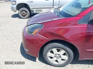 2004 Toyota Sienna XLE with VIN 5TDZA22C04S002891, listed as a IAAI auction lot 42169728 with 245,976 mi miles. Bid and sale history available at carsss.com. Image 6.