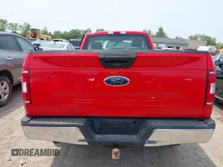 2018 Ford F-150 XL с VIN 1FTMF1CB5JKC73458, выставлен на аукционе IAAI как лот 42409236 с пробегом Не указан миль и . История ставок и продаж доступна на DreamBid. Изображение 16.