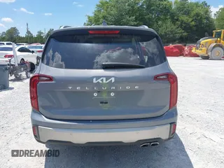 2024 Kia Telluride S z VIN 5XYP64GC4RG557618, wystawiony jako IAAI lot #42179390 z przebiegiem 11 347 mil mil oraz . Historia ofert i sprzedaży dostępna na DreamBid. Obrazek 17.
